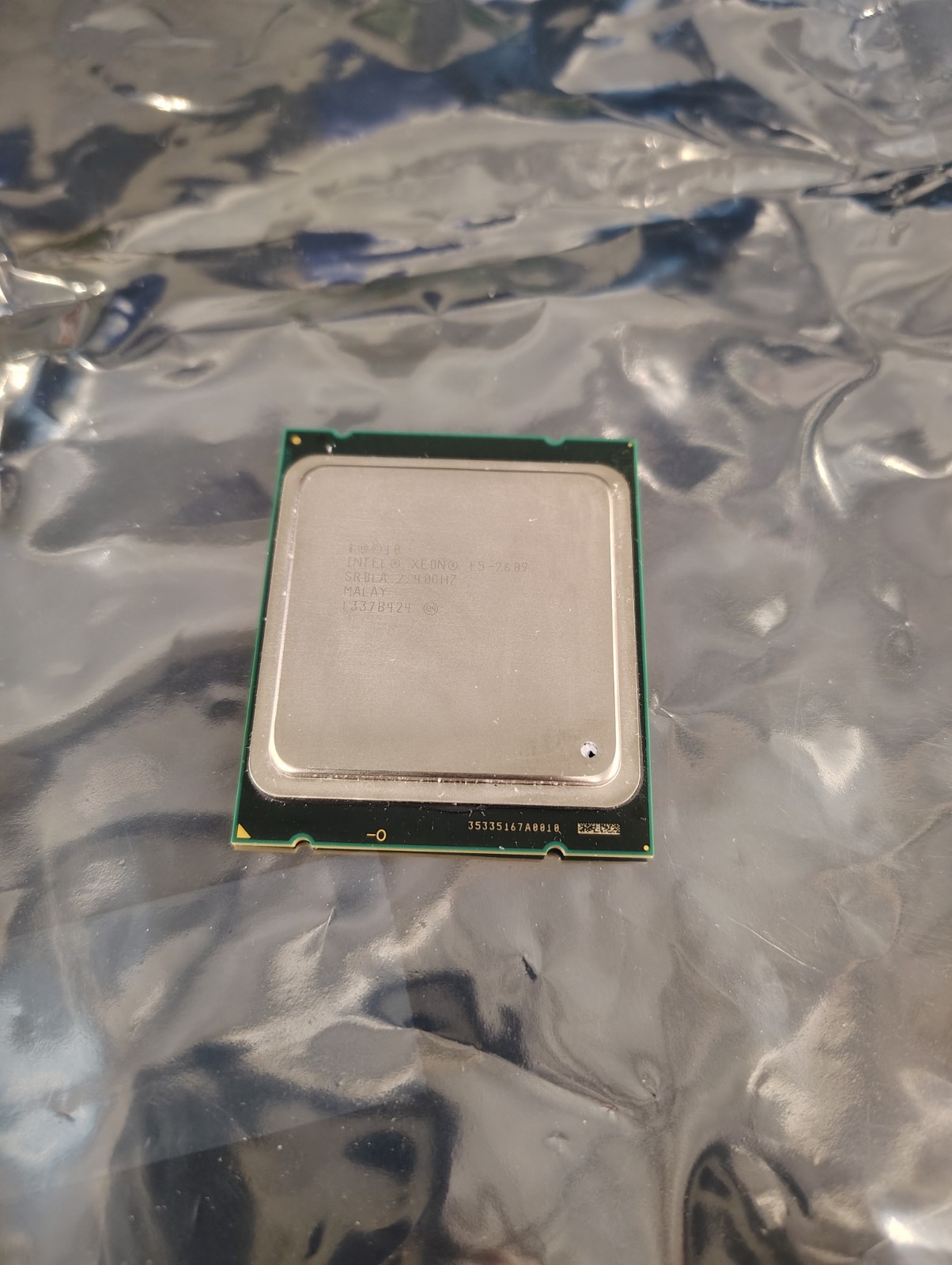 Intel 1 Xeon Processor E5-2609 10M Cache 2.40 GHz FREE SHIPPING