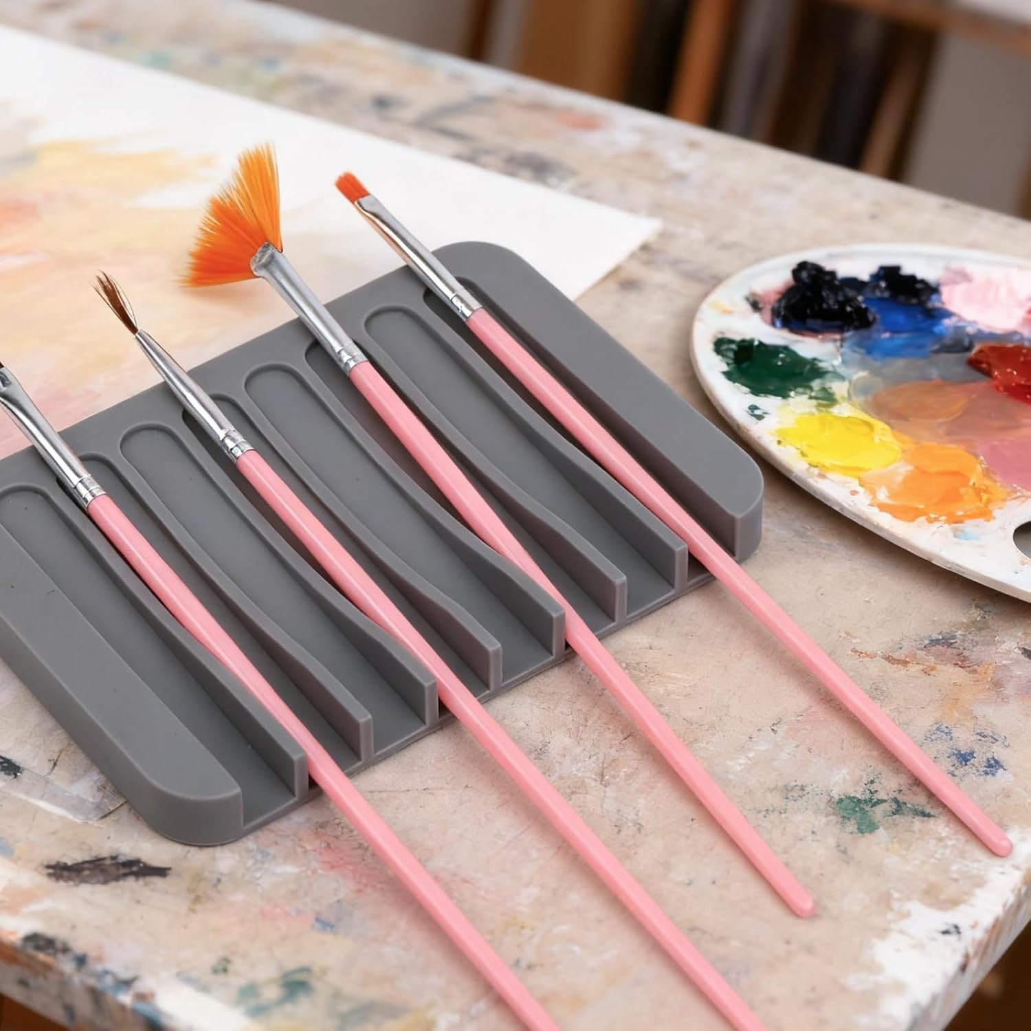 Compact 8-Slot Silicone Paintbrush Organizer | Durable Clean & Store Solution