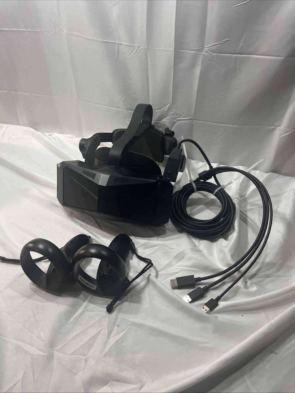 Pimax Crystal VR All In One Headset, VR Headset & 2 Controllers Tested Works
