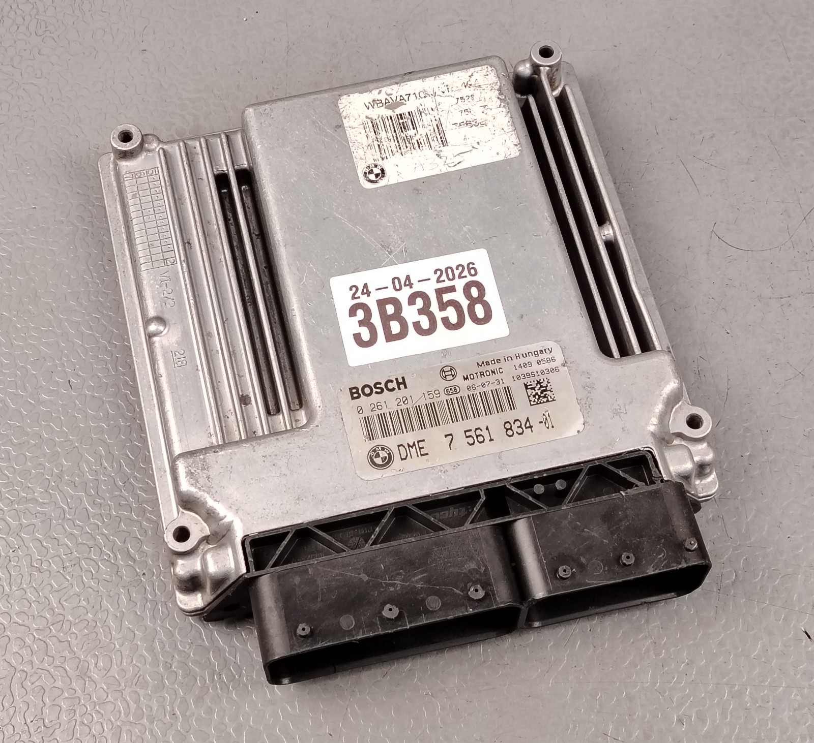 BMW E90 320i ENGINE CONTROL UNIT ECU MODULE DME 7561834 0261201159