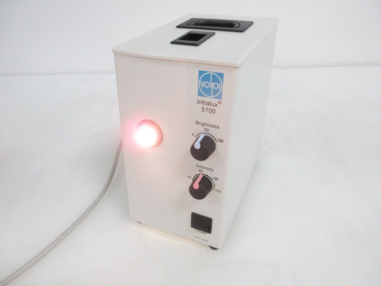 VOLPI INTRALUX 5100 COLD HALOGEN LIGHT SOURCE - SYSTEM ISSUE V