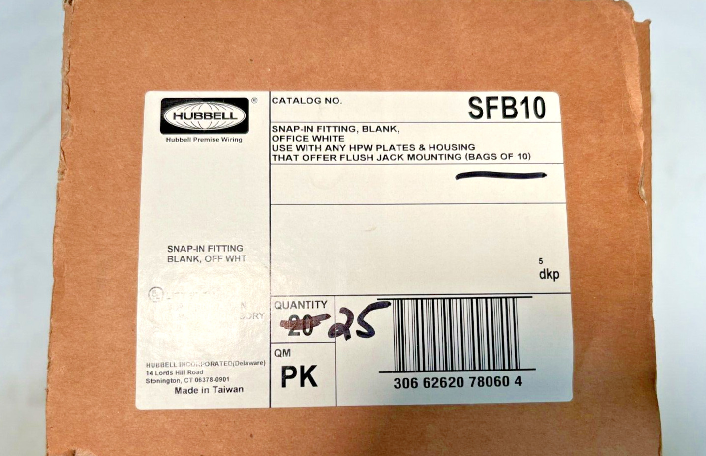 Box of (25) Packs of 10 Hubbell SFB10 Snap-In Blank Fitting Ivory