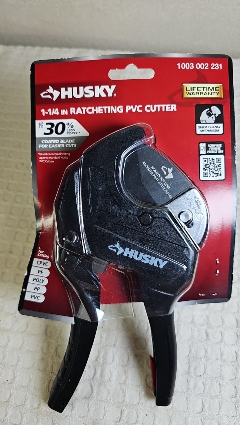 Husky Ratcheting 1-1.25" PVC Cutter 1 hand release New Sealed Lifetime Warranty