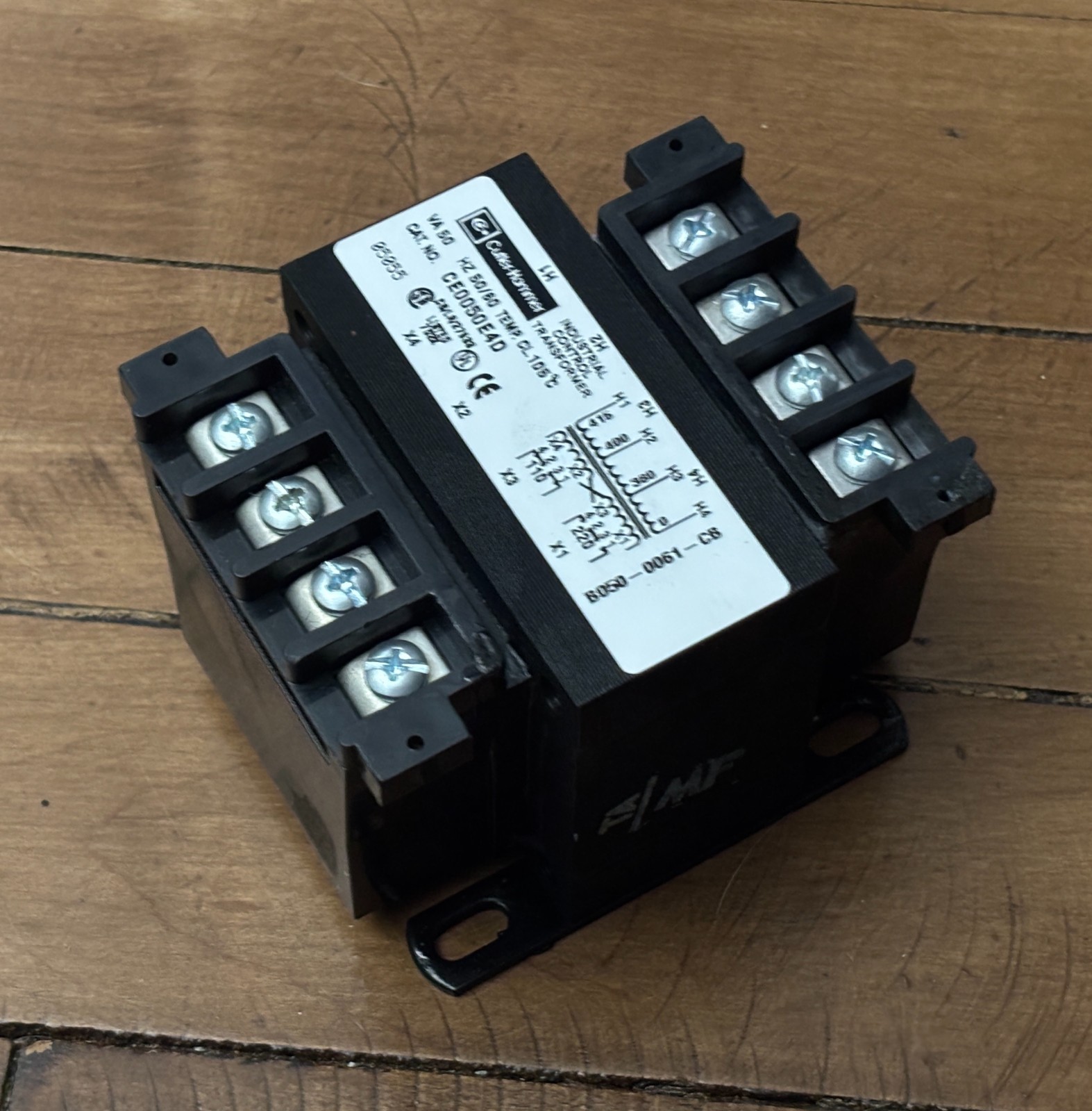 Open Box! Cutler Hammer CE0050E4D Industrial Control Transformer