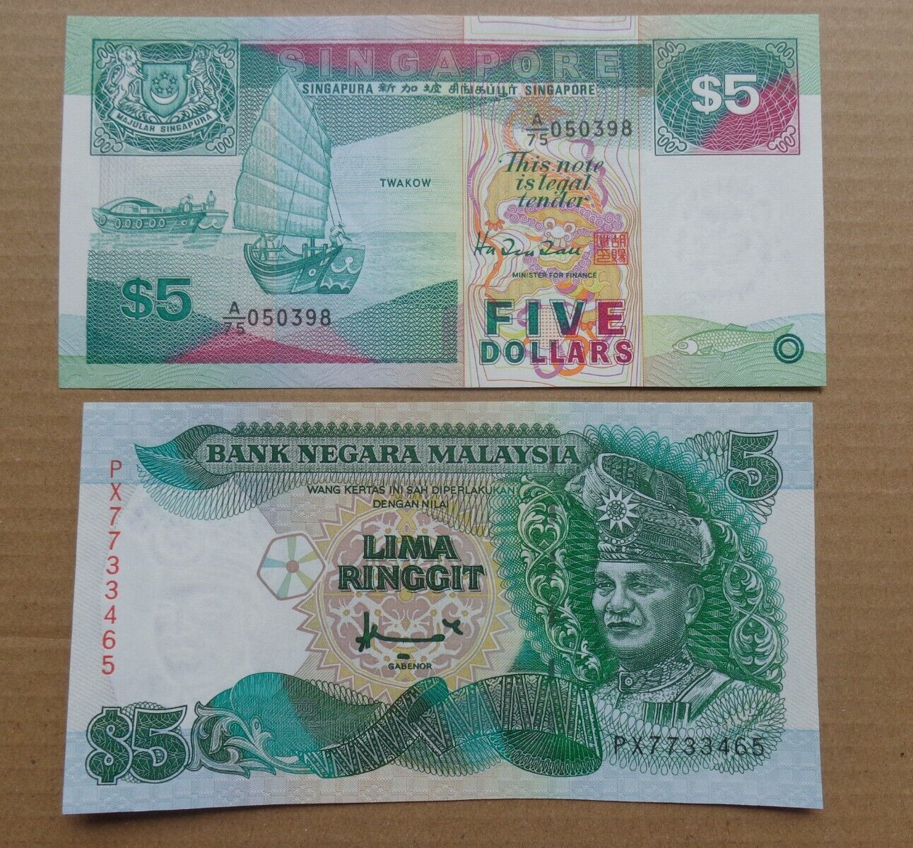 SINGAPORE & MALAYSIA Banknotes 5 dollars & 5 Ringgit combined shipping (a)