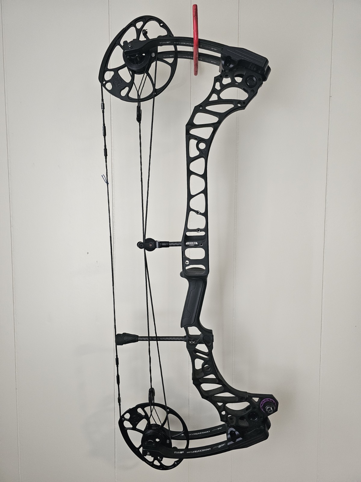 Mathews Vertix Compound Bow