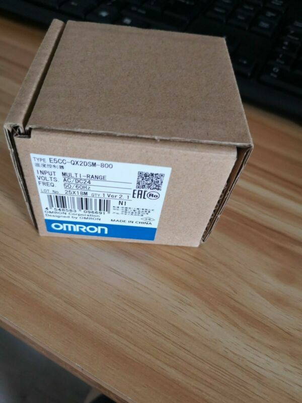 Original Digital Omron Temperature Controller E5CC-QX2DSM-800 In Box -New