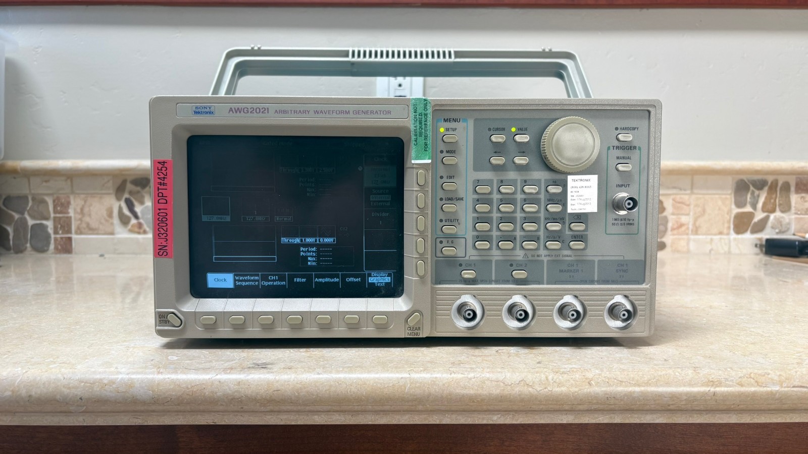 Sony Tektronix AWG2021 Dual Channel Arbitrary Waveform Generator Opt 02 03 04