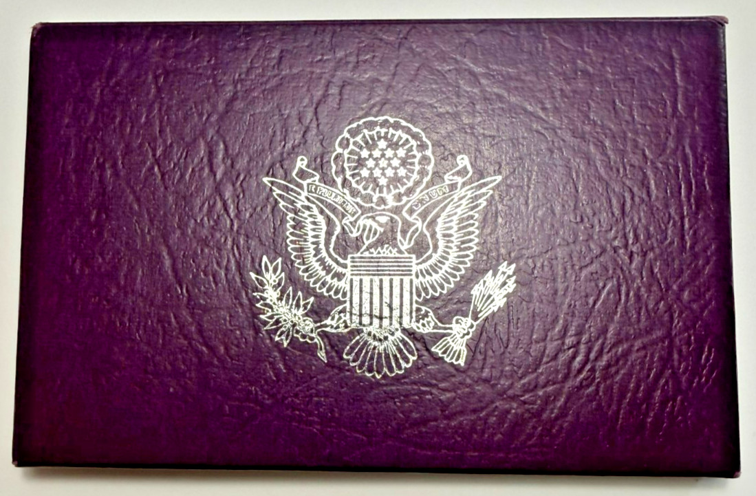 1992 Proof set. Genuine. complete and original as issued by US Mint.