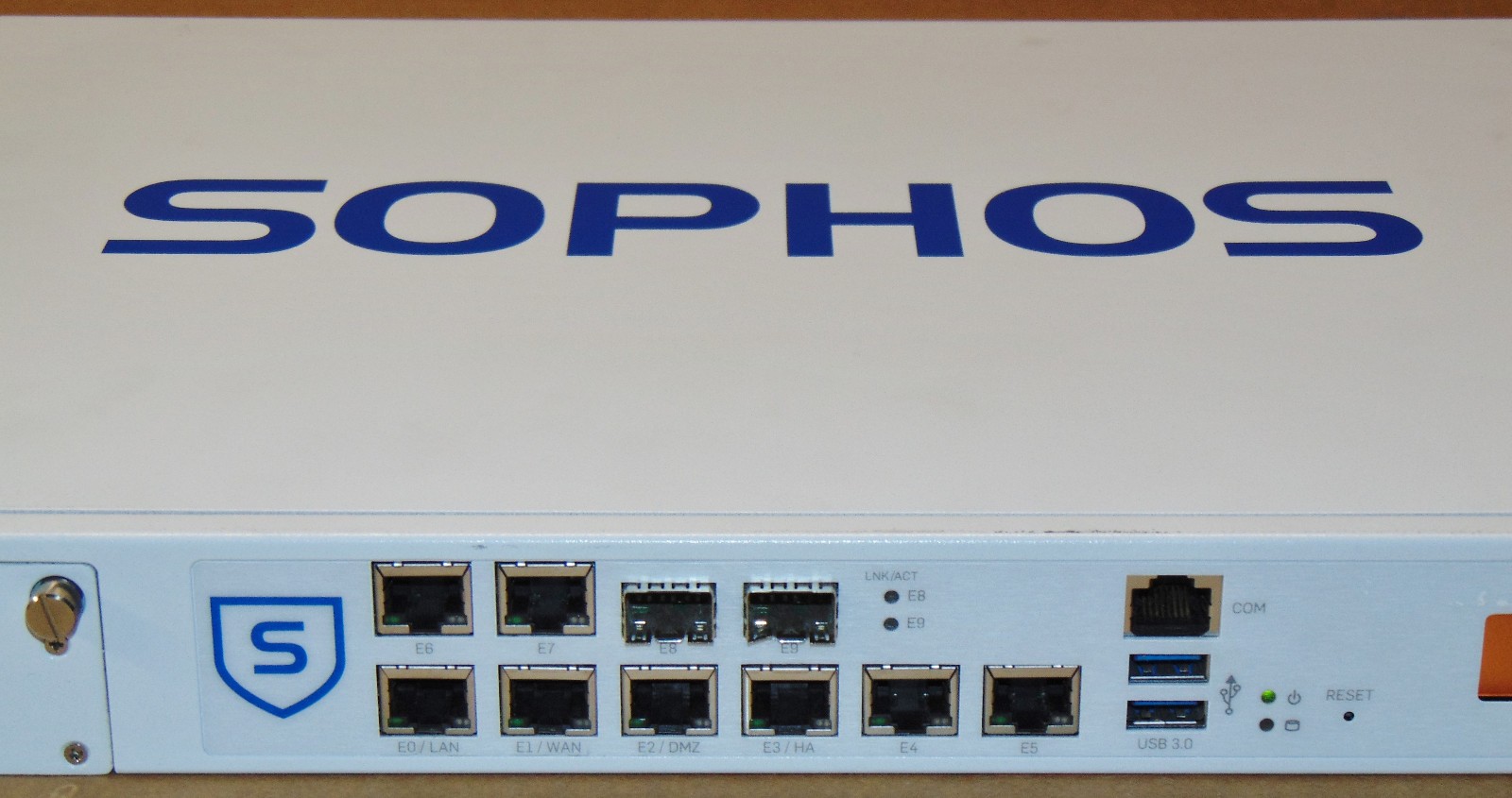 Sophos SG330 SG 330 Firewall Security Appliance