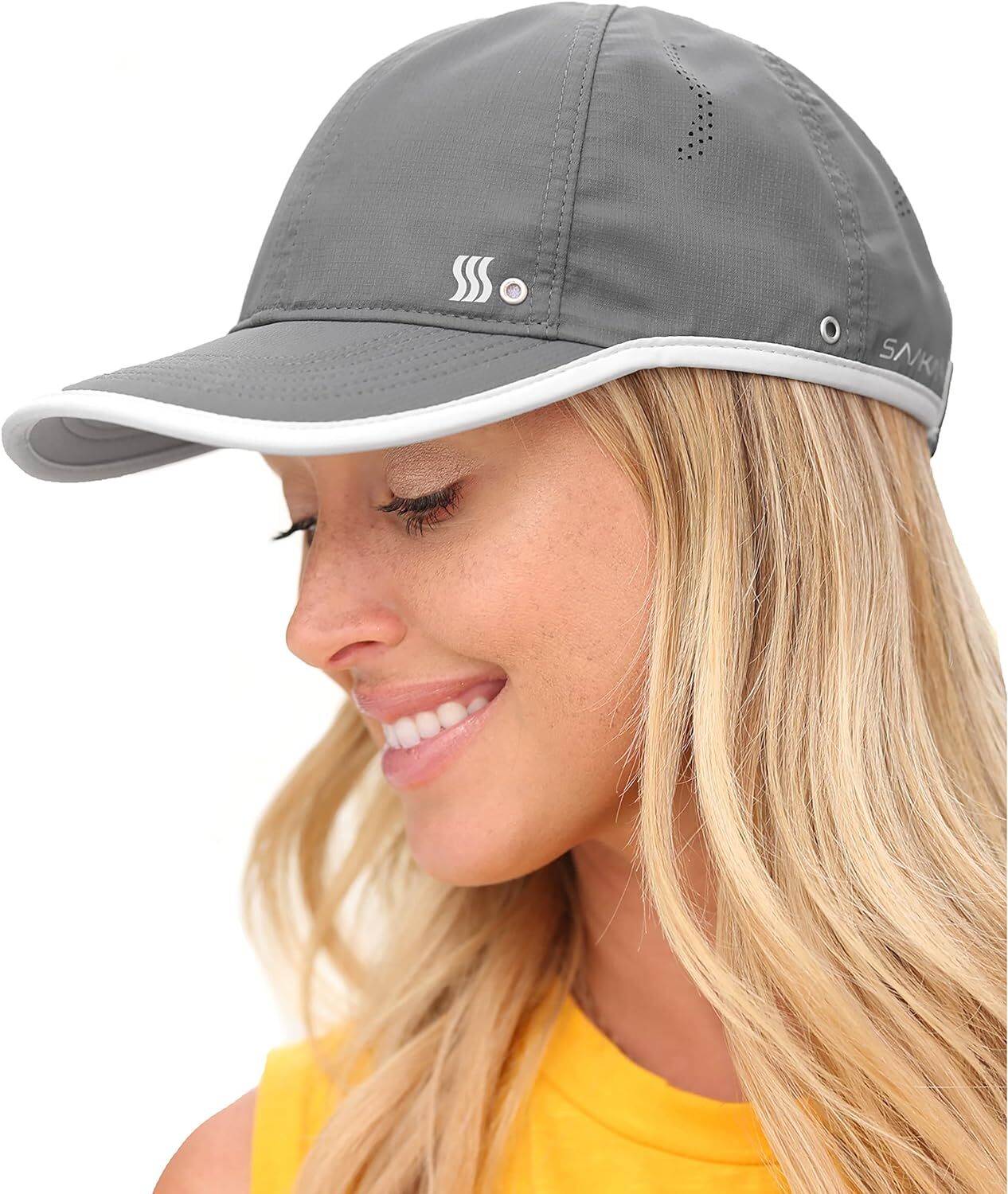 SAAKA Featherlight Sports Hat. Lightweight, Quick Drying. Medium, Graphite