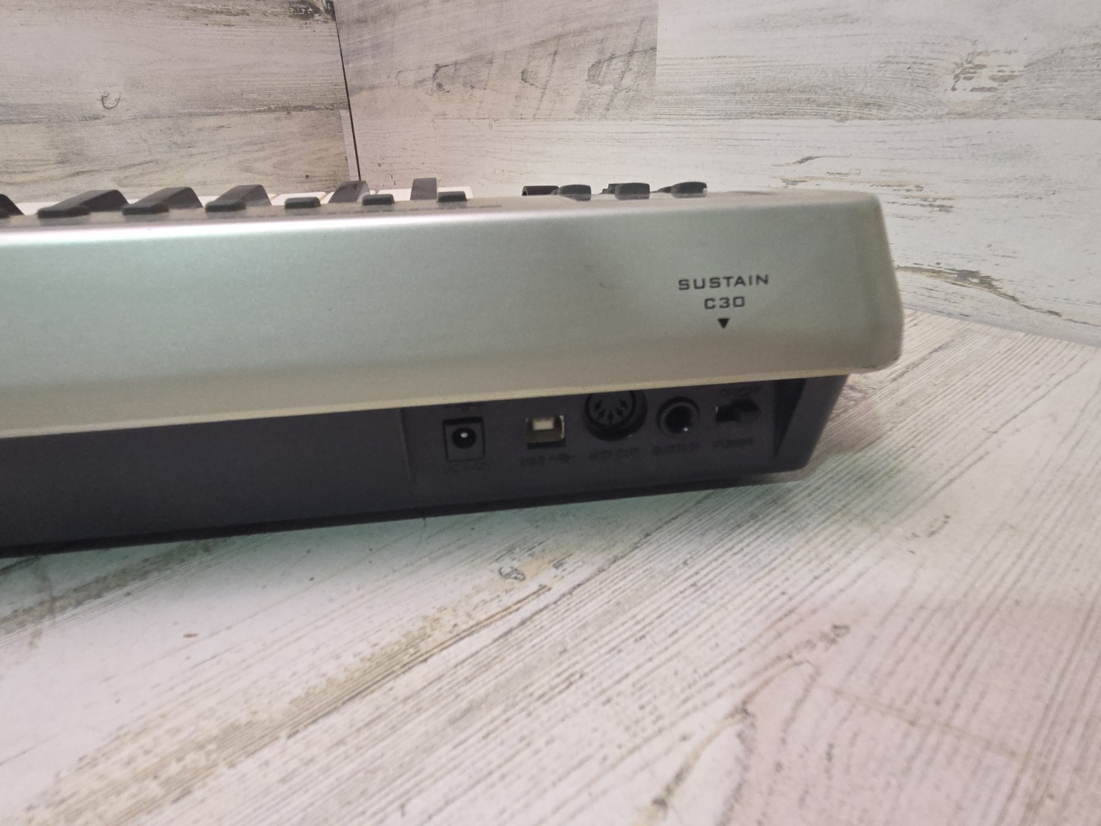 M-AUDIO EVOLUTION MK-449C MIDI Controller -- No Adapter Not Fully Tested