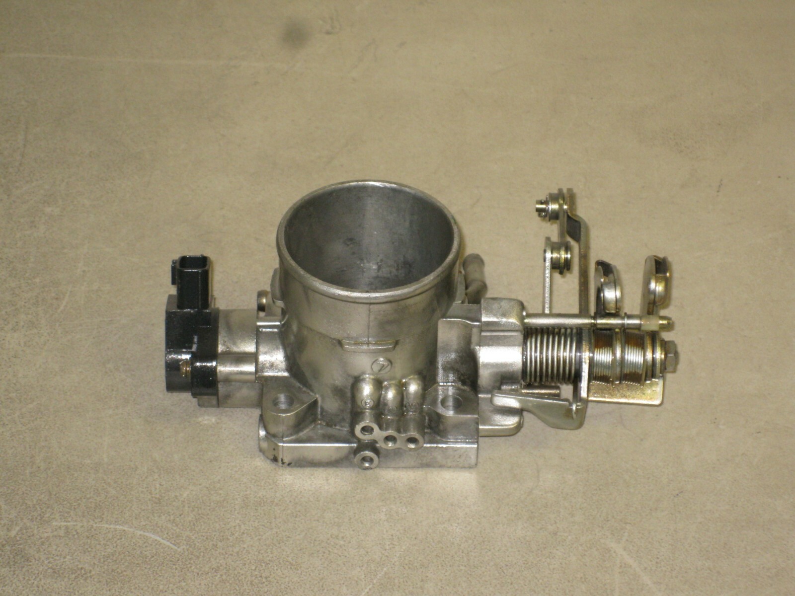 98 Subaru Impreza Legacy 2.2L SOHC Manual Throttle Body & Position Sensor TPS MT