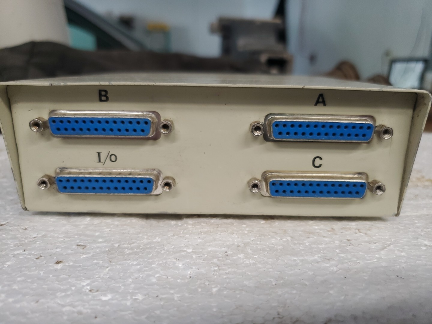 RS-232 3-way DB25 Transfer Switch