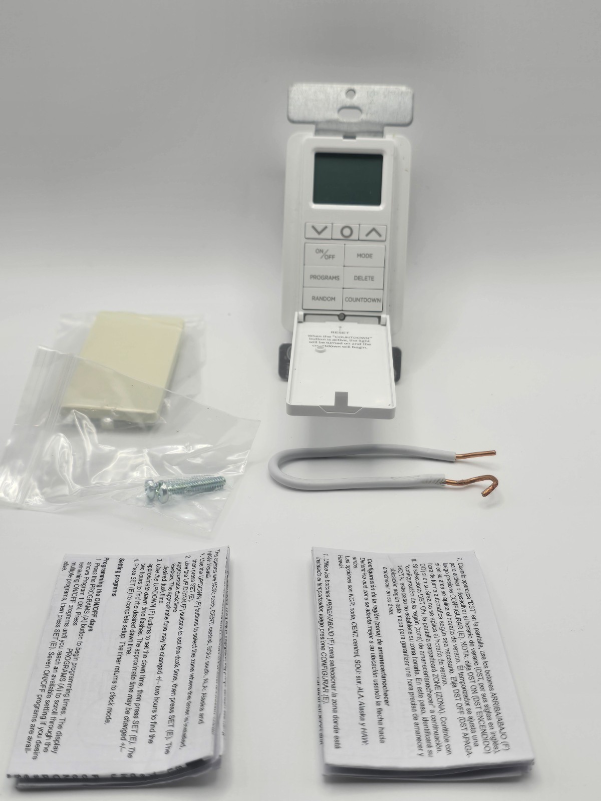 Utilitech SunSmart 7-Day In-wall Digital Timer #5474545 White or Almond Open Box