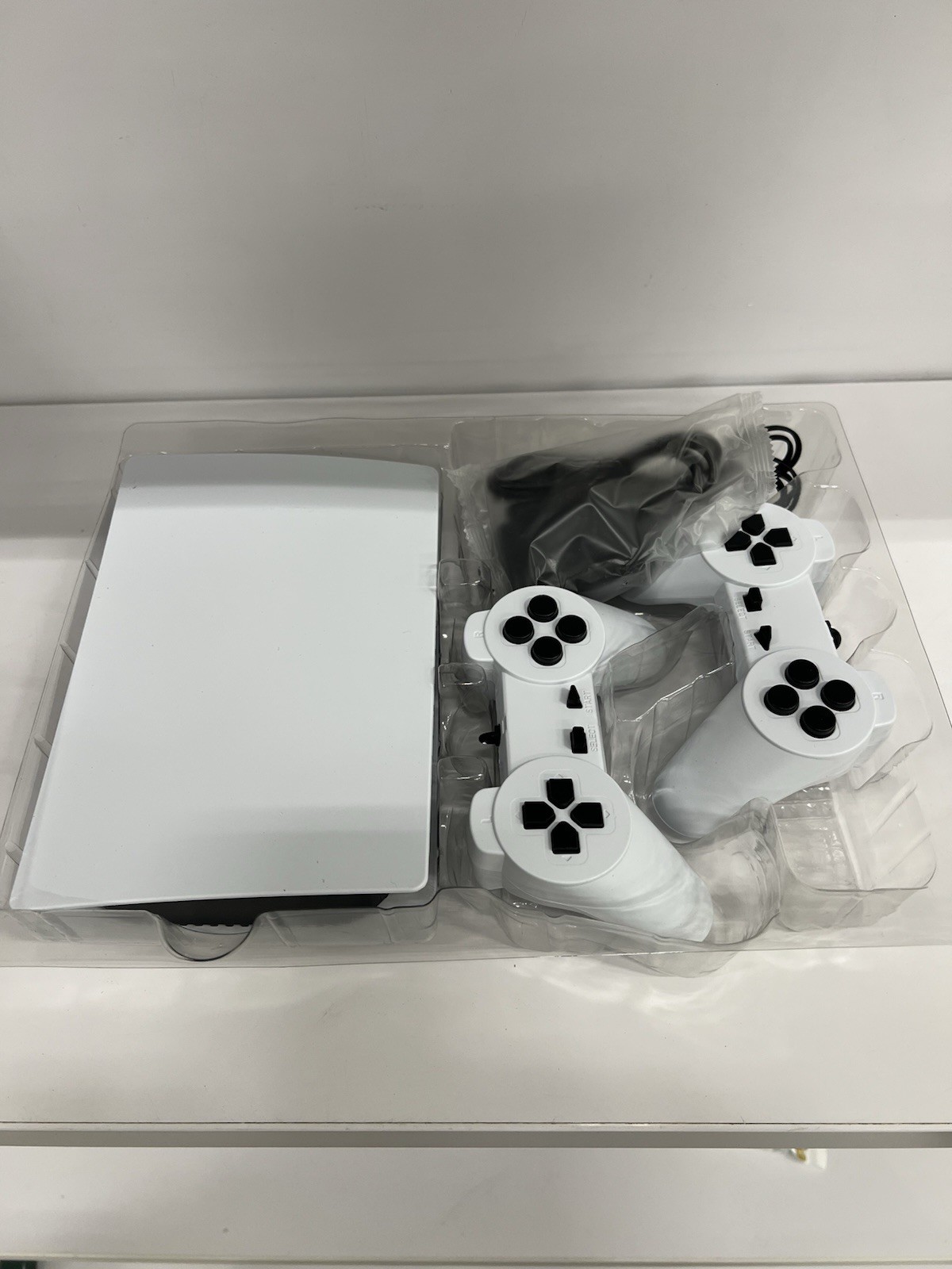 GS5 Gamestation 5 Console - 200 Classic Retro Games (USB Wired)