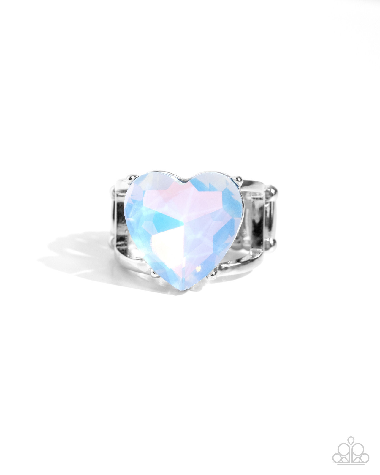 Paparazzi ~ Youthful Yearbook Blue🌈Iridescent🌈Heart Ring 💙NEW RELEASE 2024💙