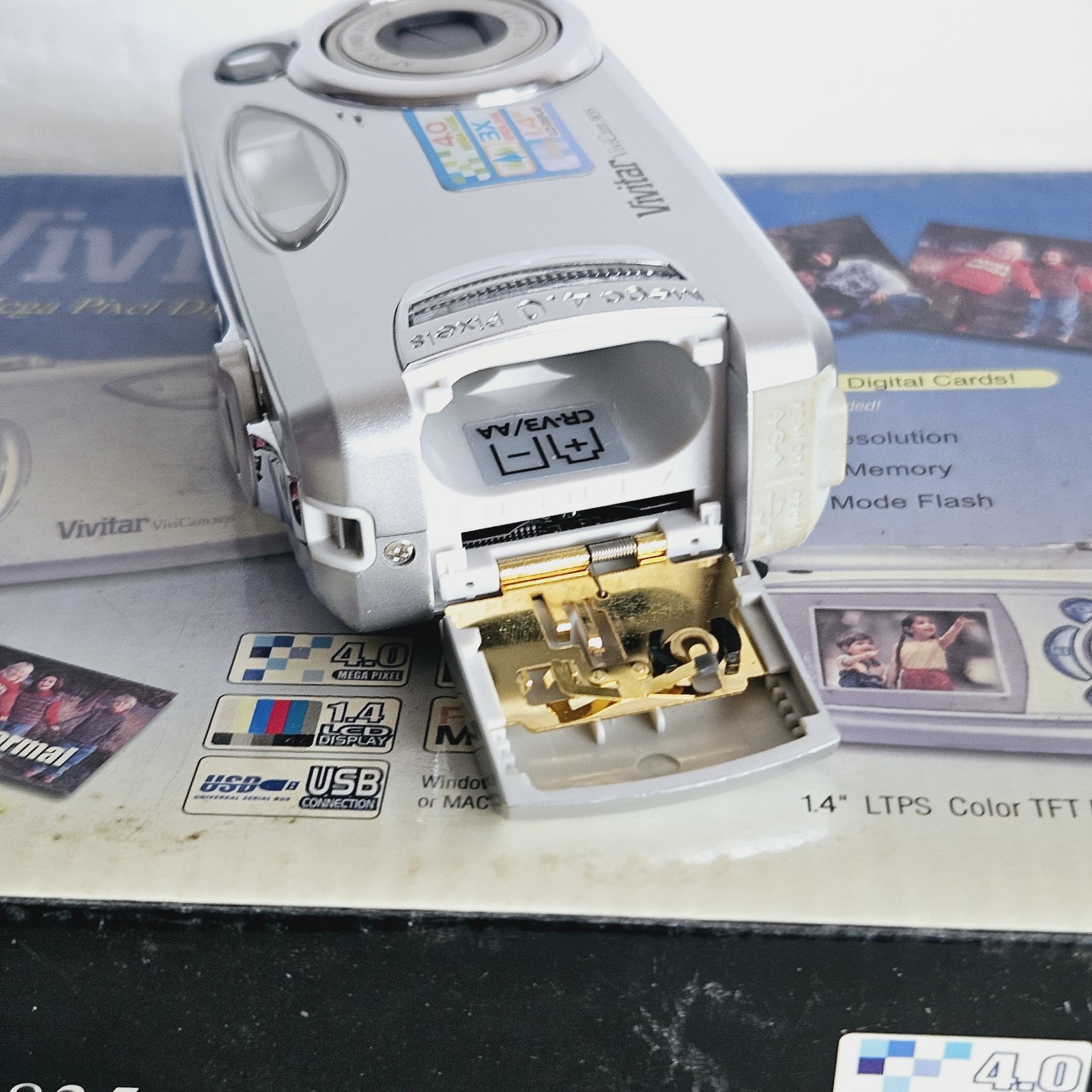 Vivitar Vivicam 3835 4.0MP Compact Digital Camera Silver Boxed Tested & Working