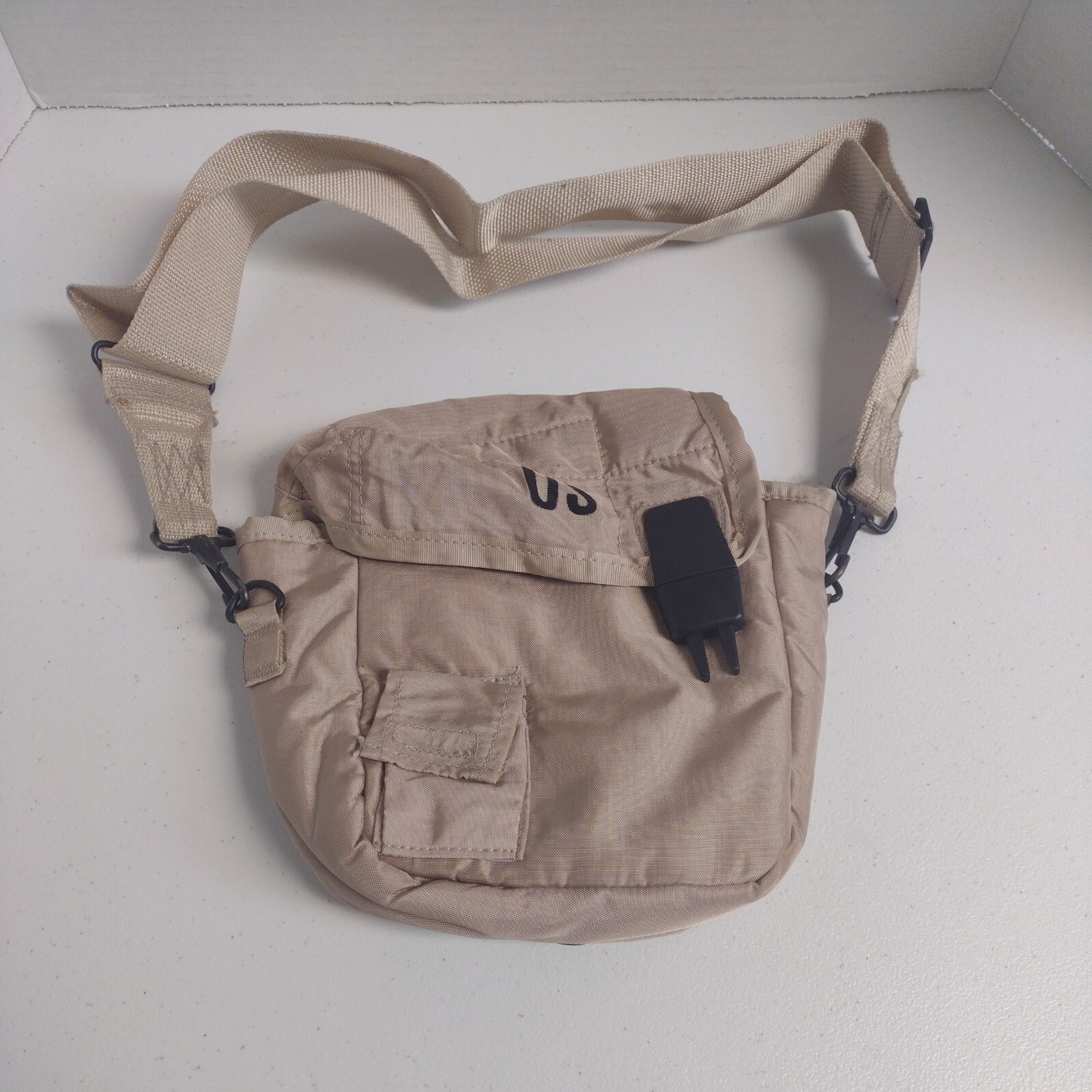 Military Tan General Purpose Canteen Cover w/Sling 2 qt 8465-01-118-8175 w/clips