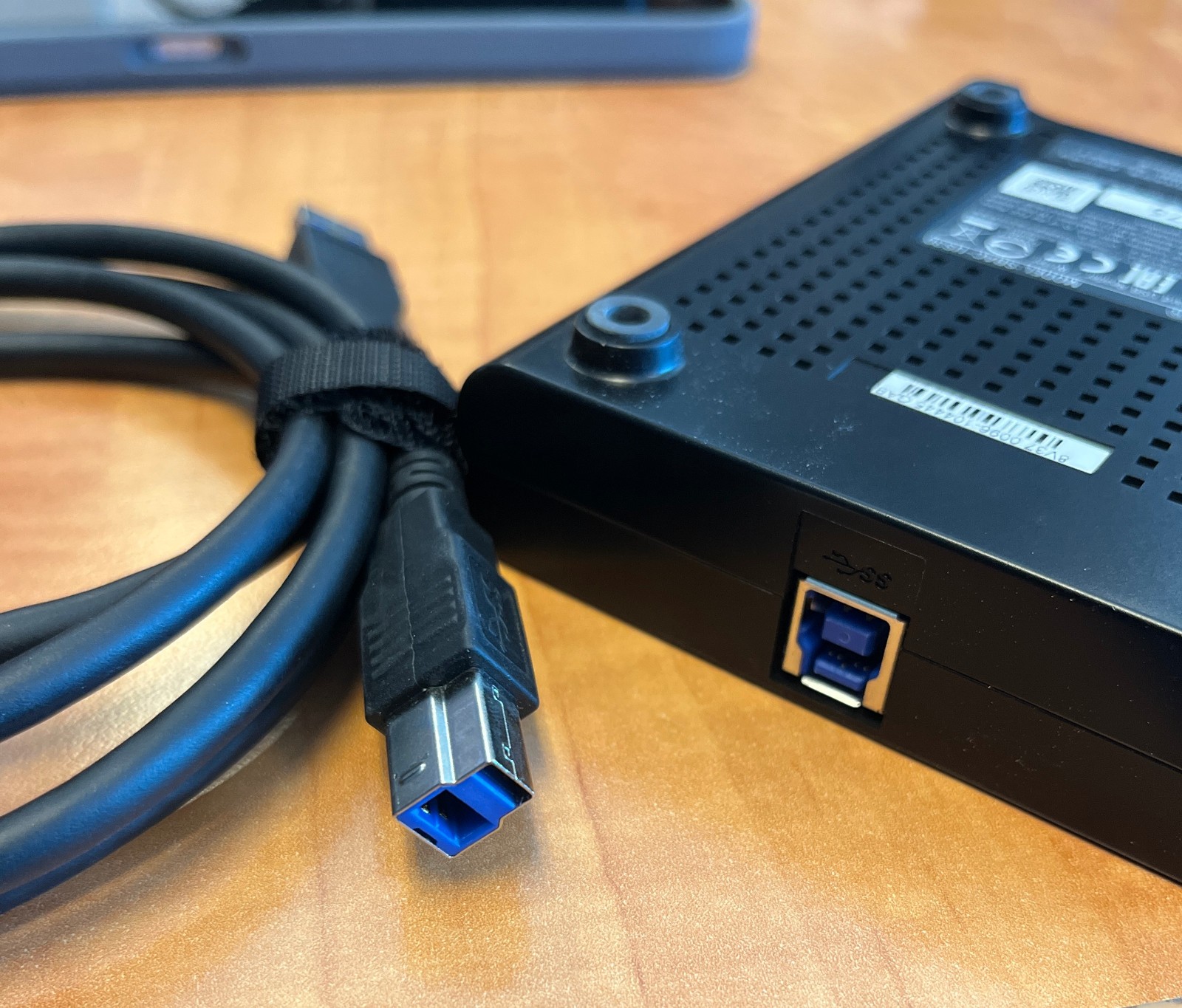 Sony SBAC-US30 SxS Memory Card USB Reader/Writer Card Reader USB Connectivity