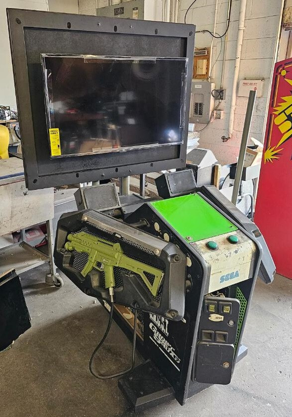 GHOST SQUAD ARCADE MACHINE by SEGA (Excellent Condition) *RARE*