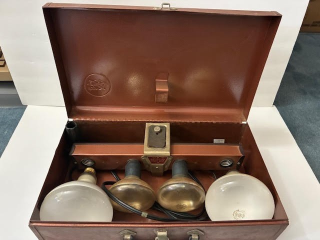 Vintage Acme Lite “Movi‑Lite” Portable Film Lighting Kit