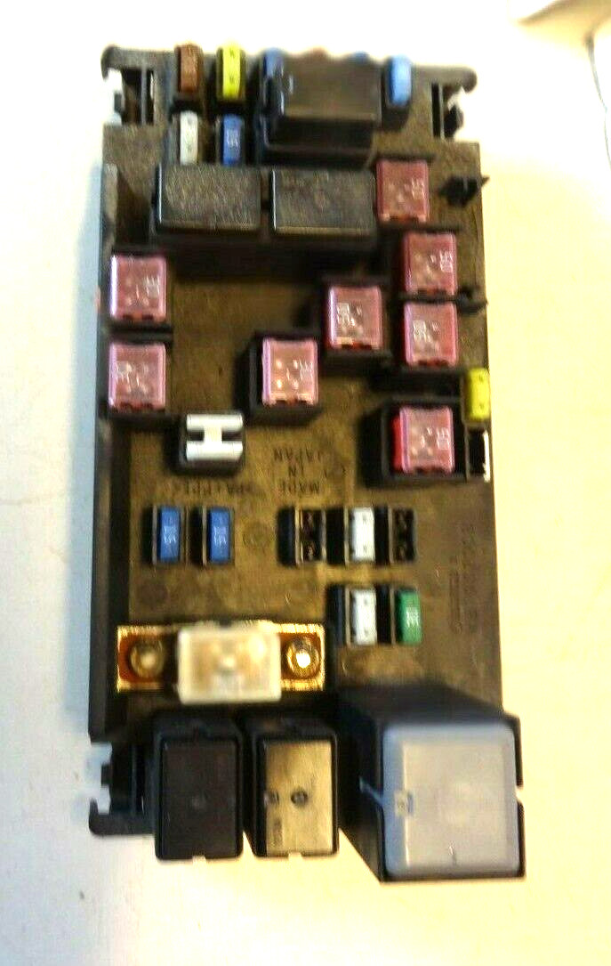 06 07 08 09 Subaru Tribeca ENGINE FUSE RELAY JUNCTION BOX 82231XA01a OEM