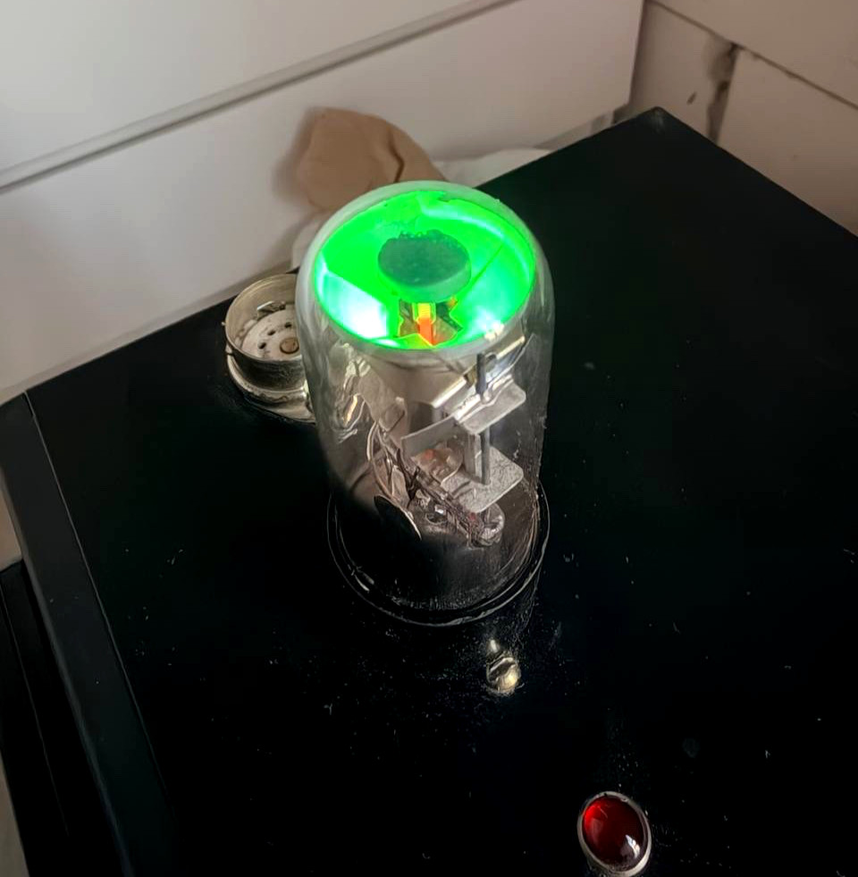 6E5S EM34 Magic Eye Tube Bright Green Glow Tested USSR Audio Indicator 6G5G