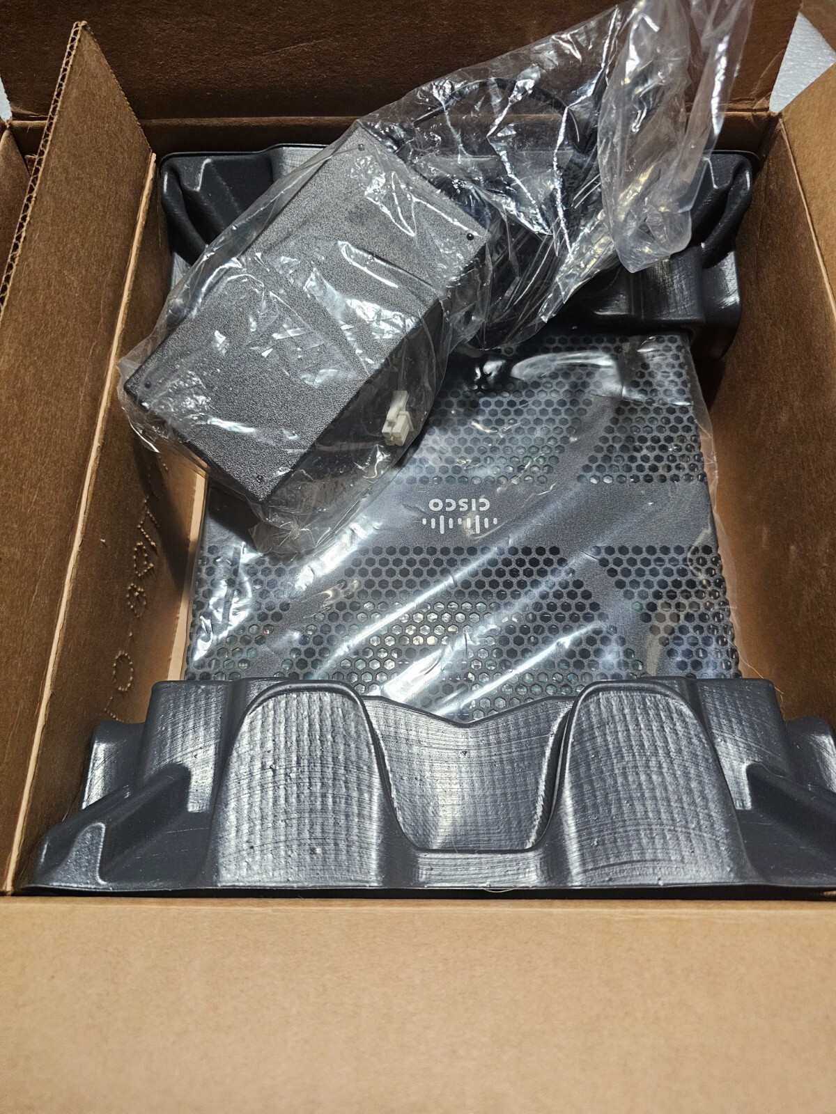 Cisco ASA5506-SEC-BUN-K9 w/Security Plus, Unlimited Users Open Box V04 Not Affec
