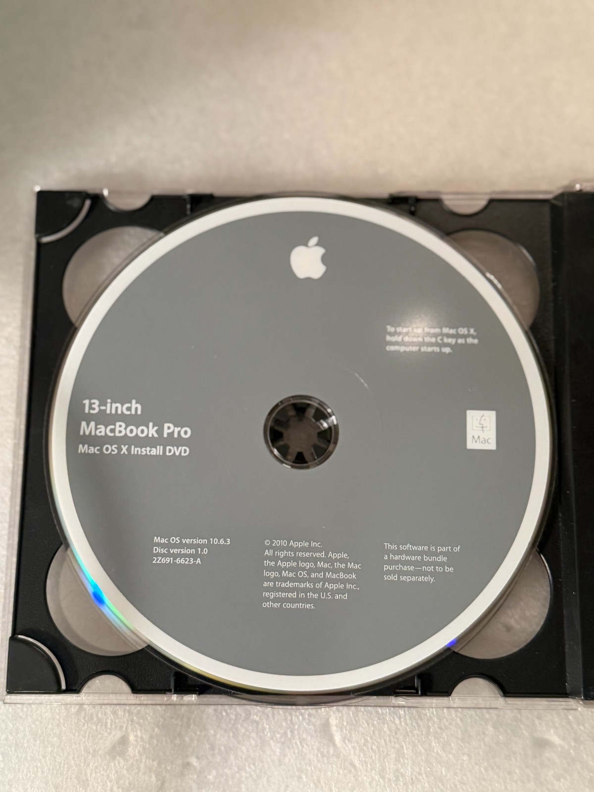 13-inch MacBook Pro OS X Install DVD Ver 10.63 & Application DVD AHT Ver 3A192