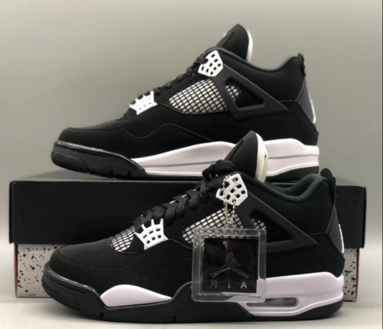 Jordan 4 "White Thunder" Retro Men's Mid Top Basketball Shoes .US sizes 7 - 12