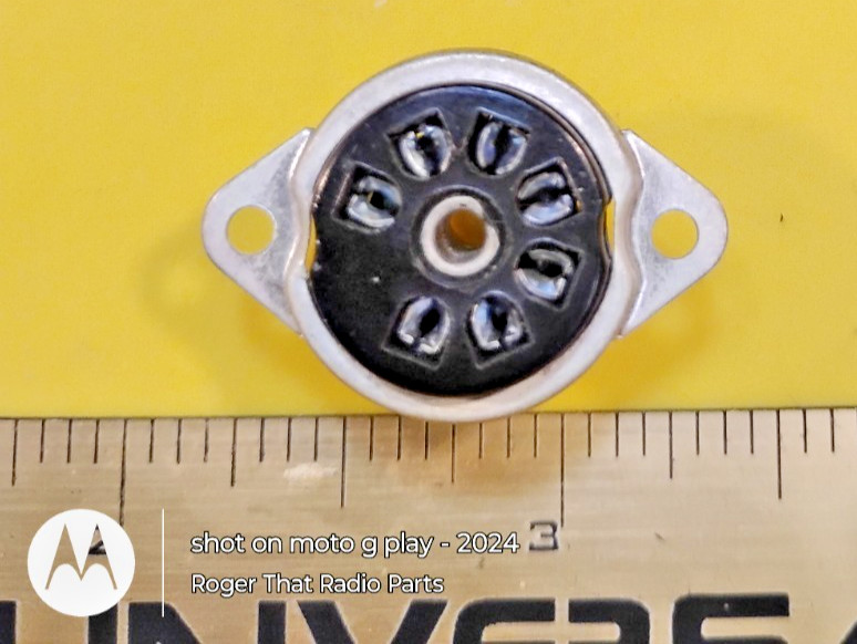 Alcon® 7 Pin Tube Socket • Top Mount • 0.1" Hole • 7/8" Hole Centers