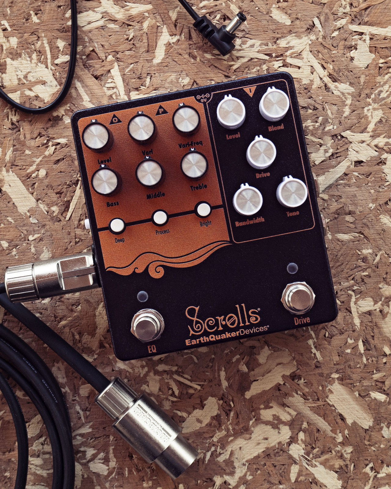 EarthQuaker Devices Scrolls Bass Odyssey