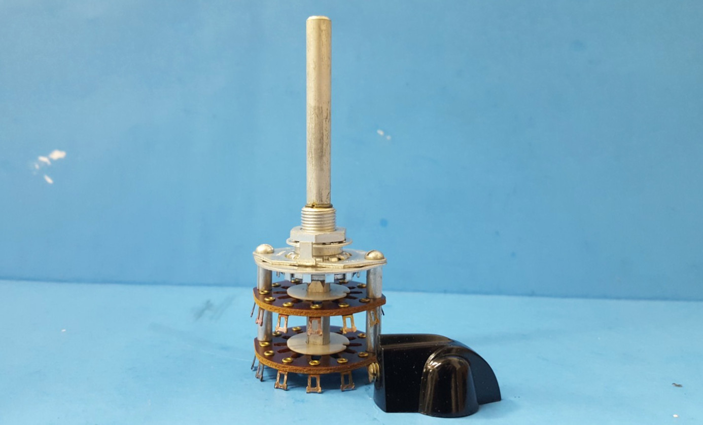 ONE-Rotary Switch, PA-1005, CENTRALAB, 2POL - 11 Position, Non-Shorting Phenolic