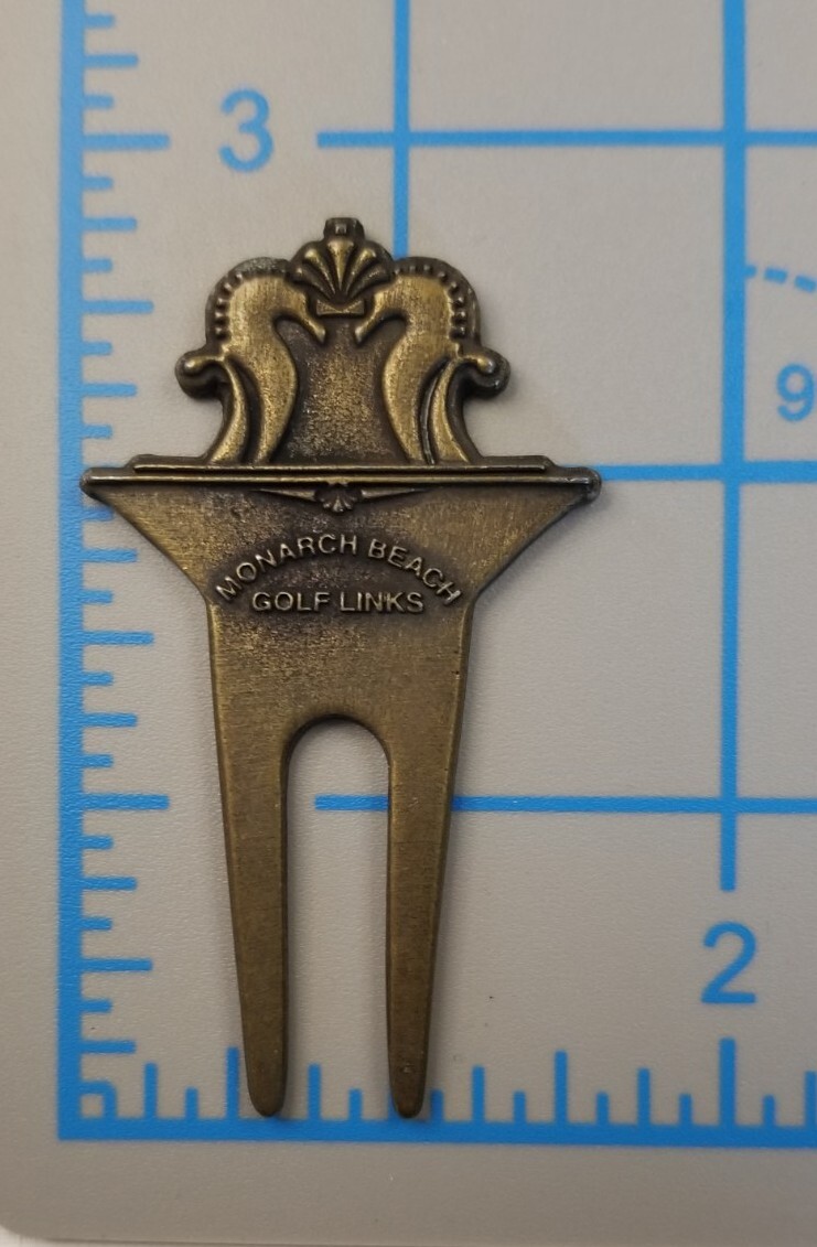 Brass MONARCH BEACH GOLF LINKS DANA POINT CALIFORNIA Green Divot Tool