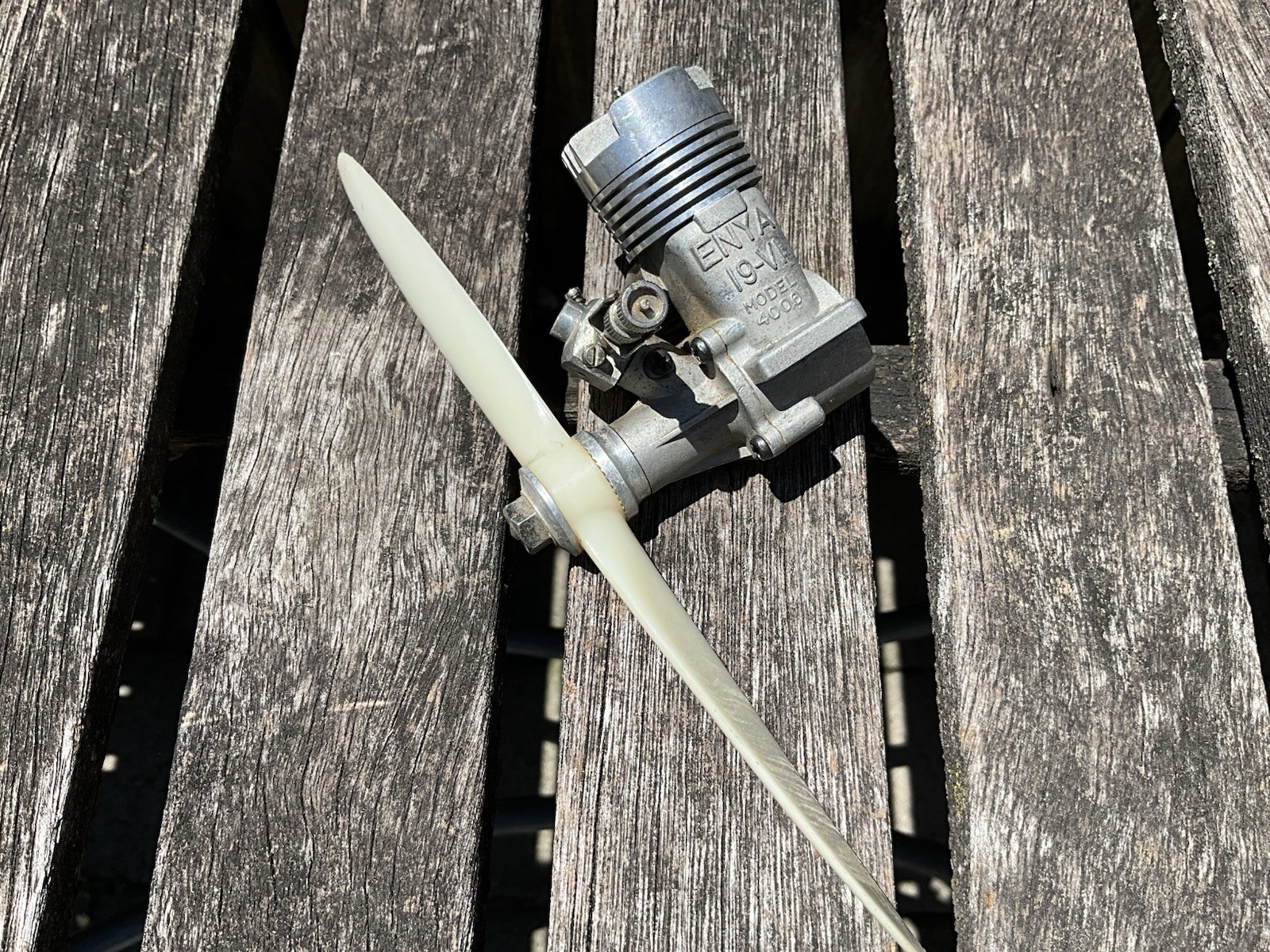 Vintage Enya 19-V 4005 Plane Motor Model Engine Control Line / FF Glow Nitro