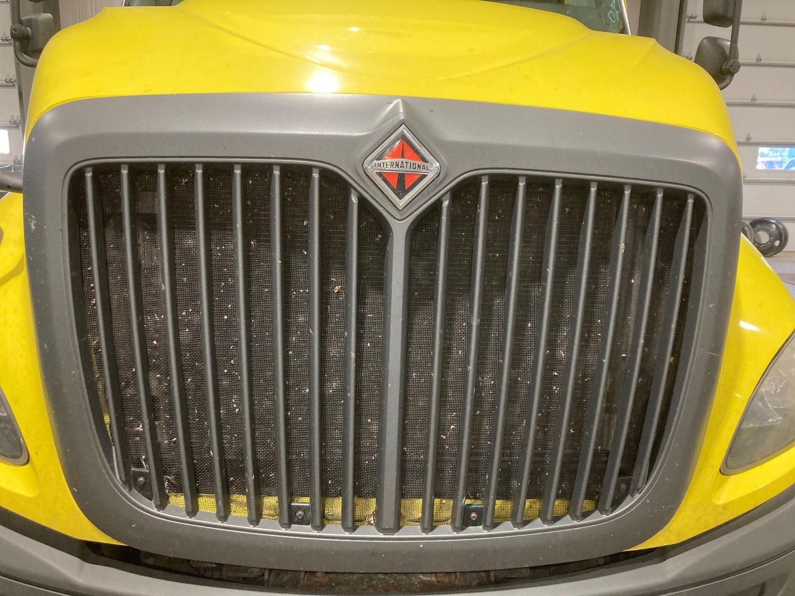 2007-2020 International RH Grille - Used