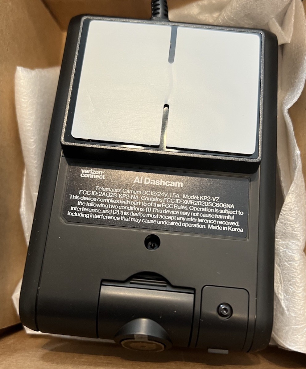 Verizon Connect AI Dual Facing Dashcam Camera KP2-VZ