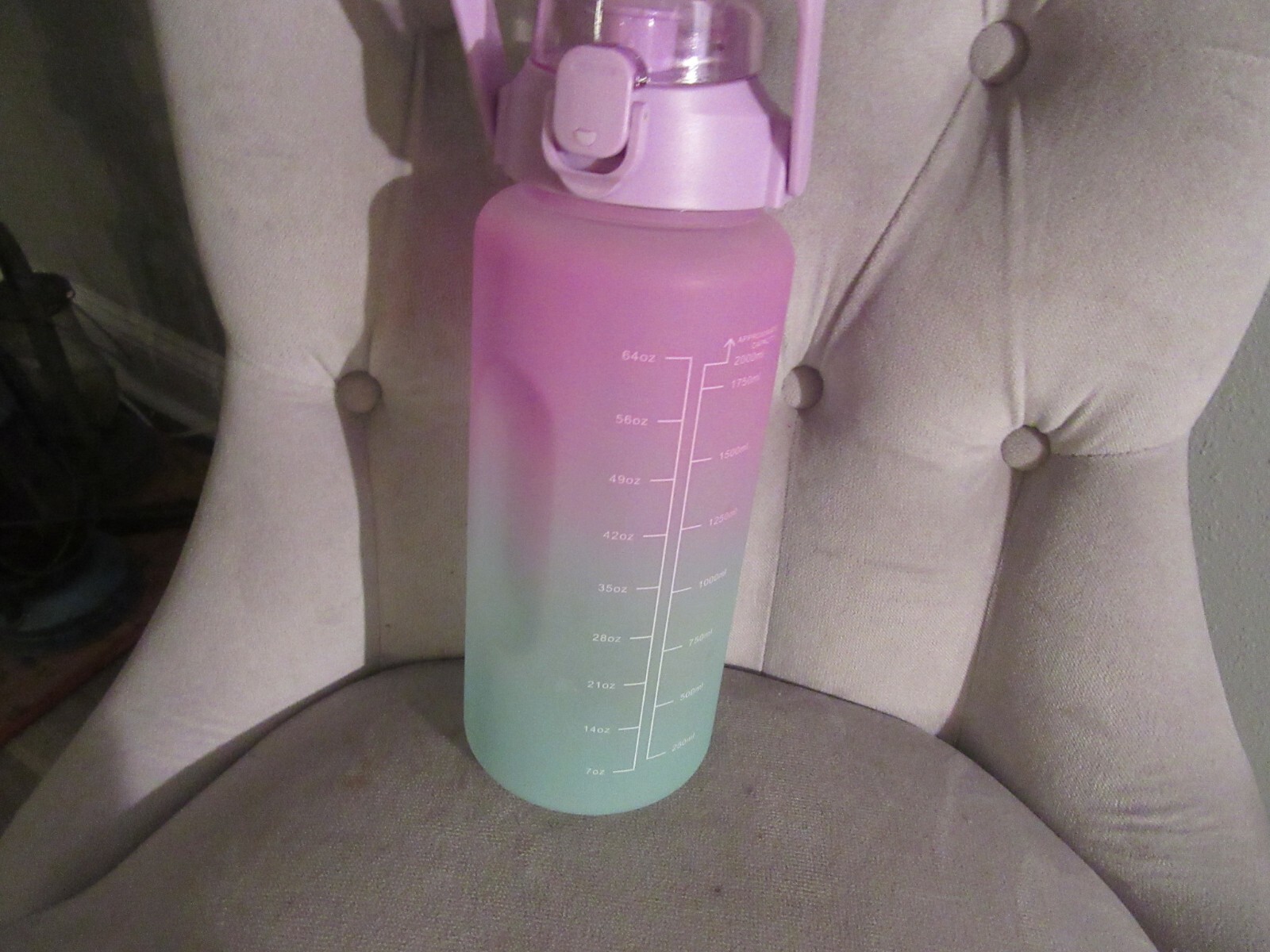 Super Clean Hydration Bottle 2000 ml Nice Shape! Water Bottle