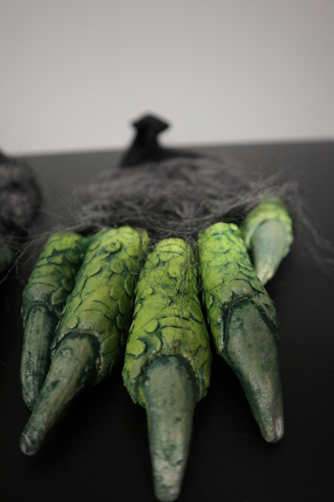 Beastly Monster Hands - Zagone Studios "Green Beast Gloves"