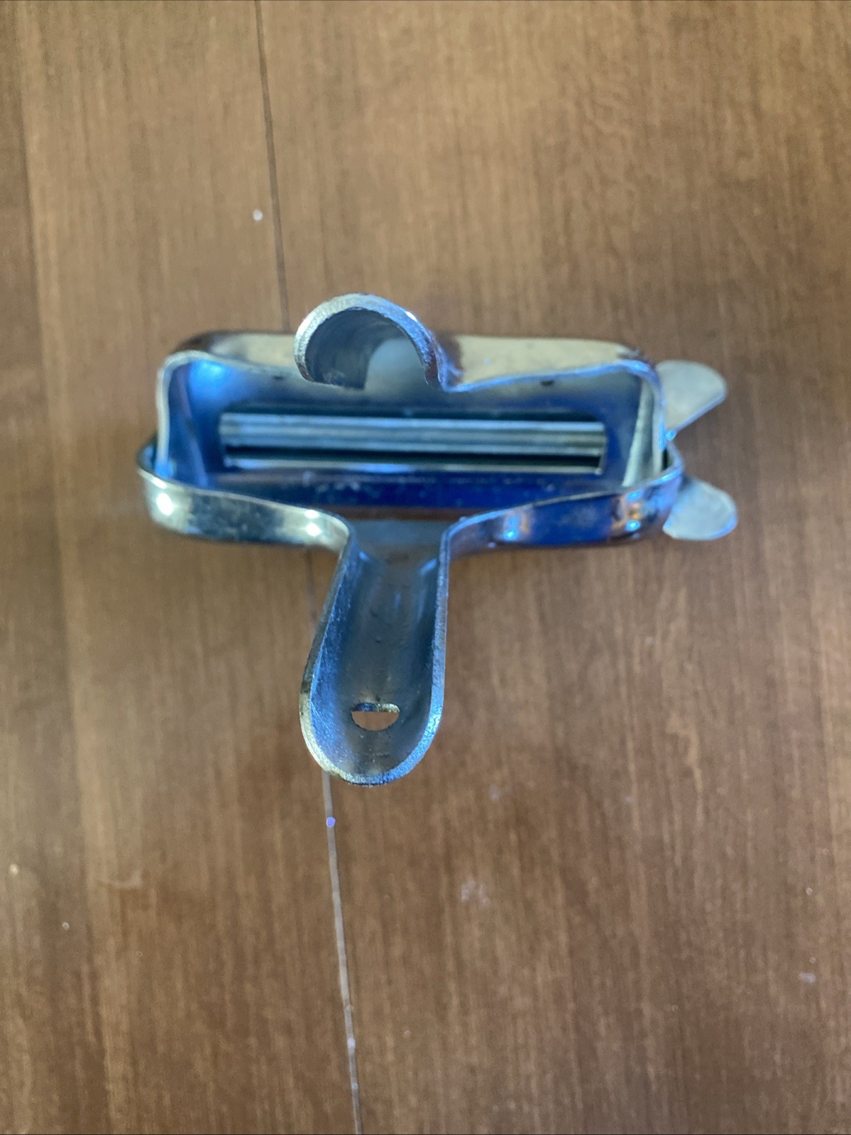 Vintage Townsend Fish Skinner