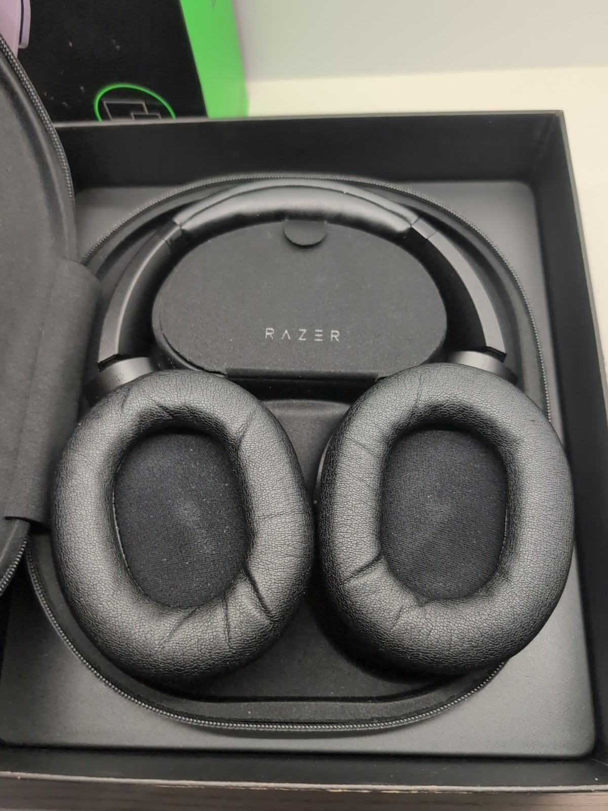 Razer Barracuda Pro Wireless Gaming Headset for PC/Console Hybrid ANC W/ Box #5