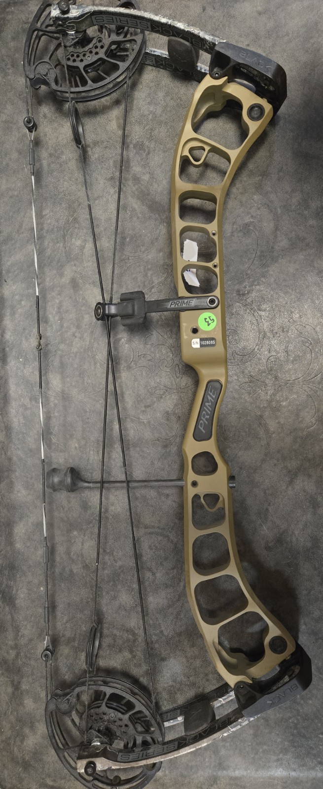 Prime One Compound Target Bow 60#RIGHT-HANDED 29 1/2" Black