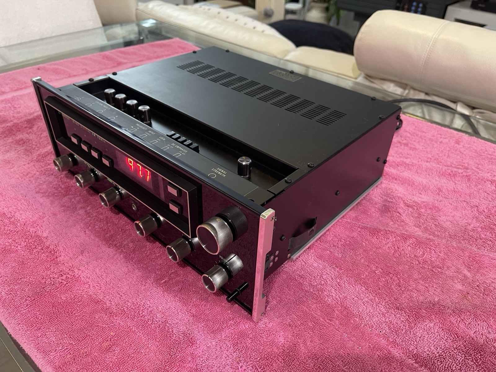 McIntosh MR80 FM Tunner