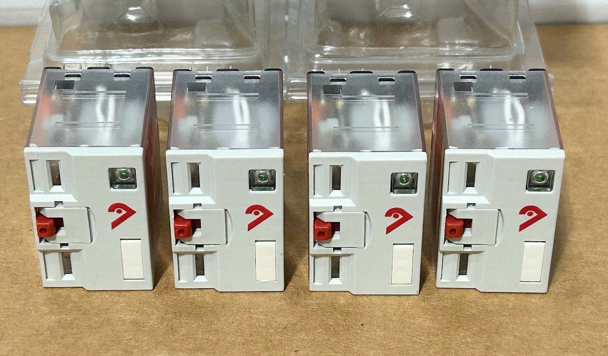 VERIS VMD4B-F24A / VMD4BF24A NEW OPEN BOX LOT OF 4