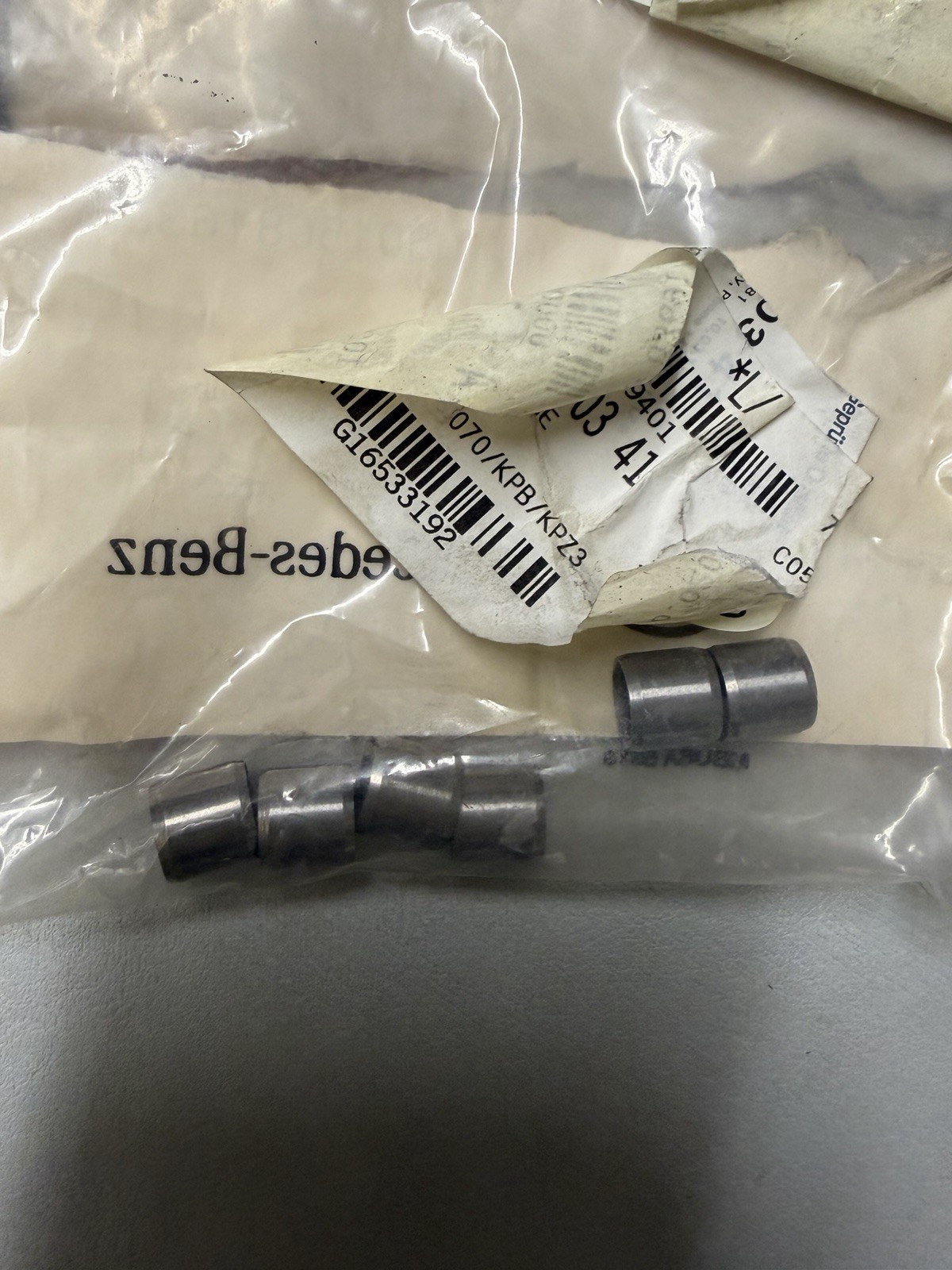 NEW Genuine Mercedes-Benz SIX Water Pump Bushings 1029910341