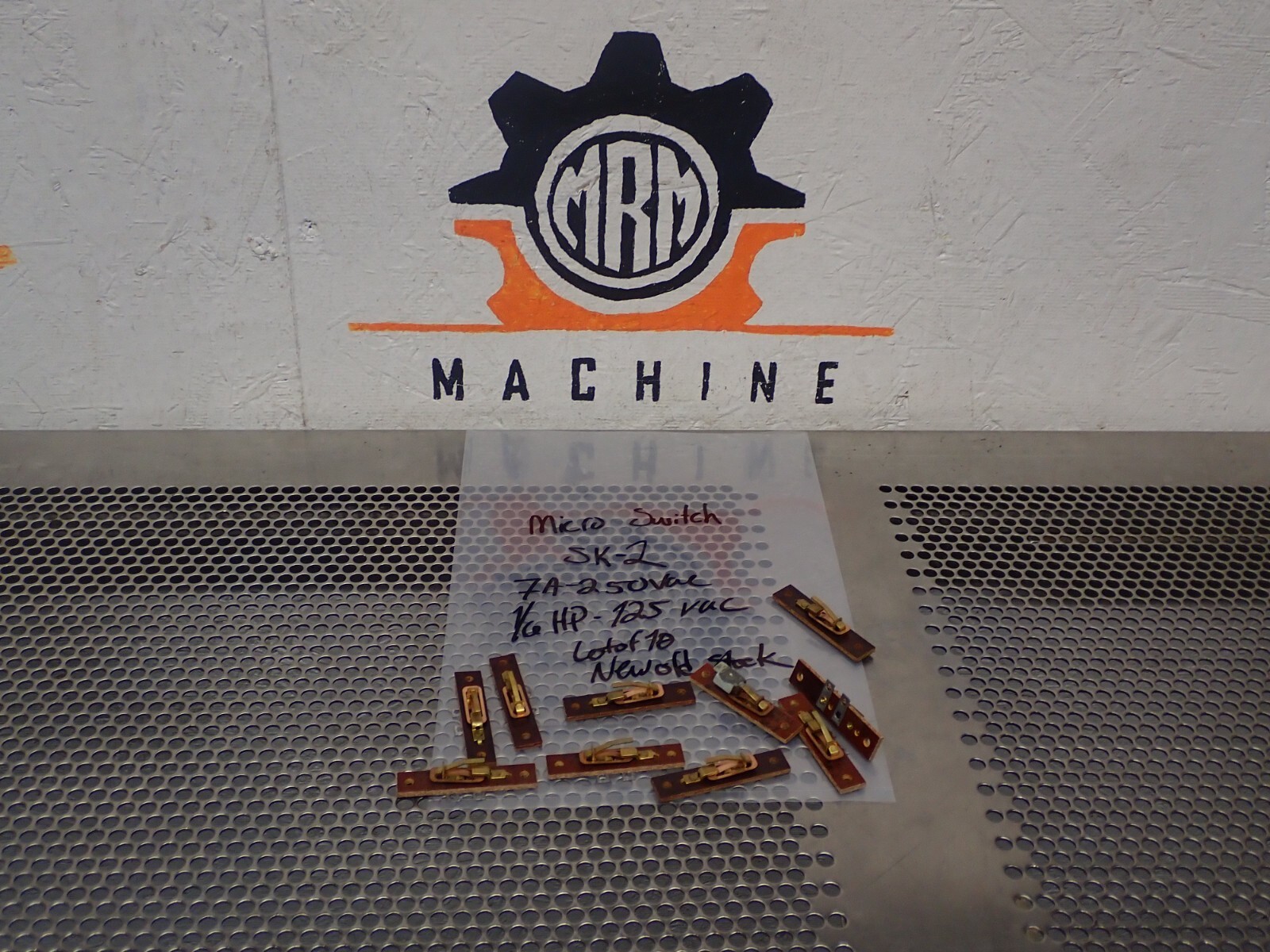 Micro Switch SK-2 7A 250VAC Switches New Old Stock (Lot of 10) See All Pictures