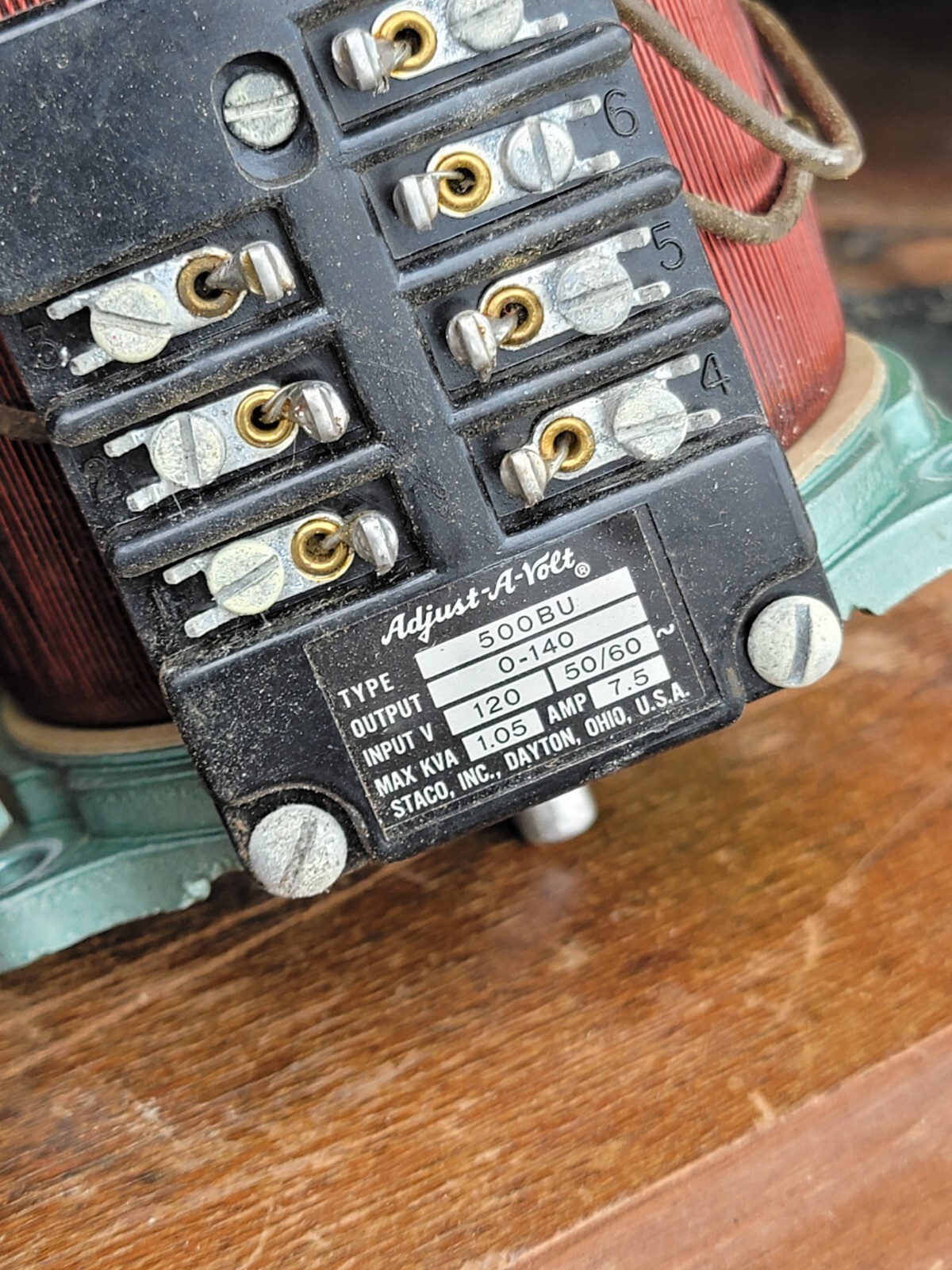 Staco Adjust-A-Volt Type 500BU Variable Transformer W/ Great knob & Dial