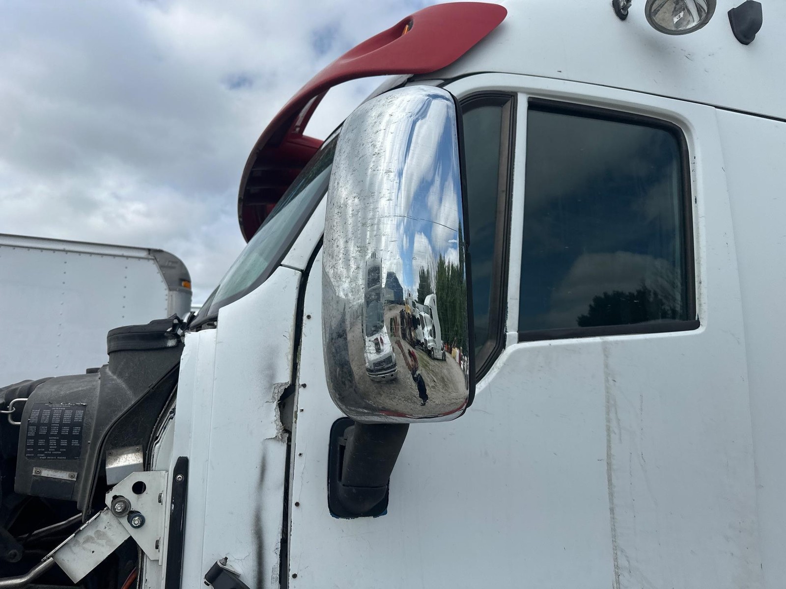 1997-2010 Kenworth T2000 POLY Left/Driver Door Mirror - Used