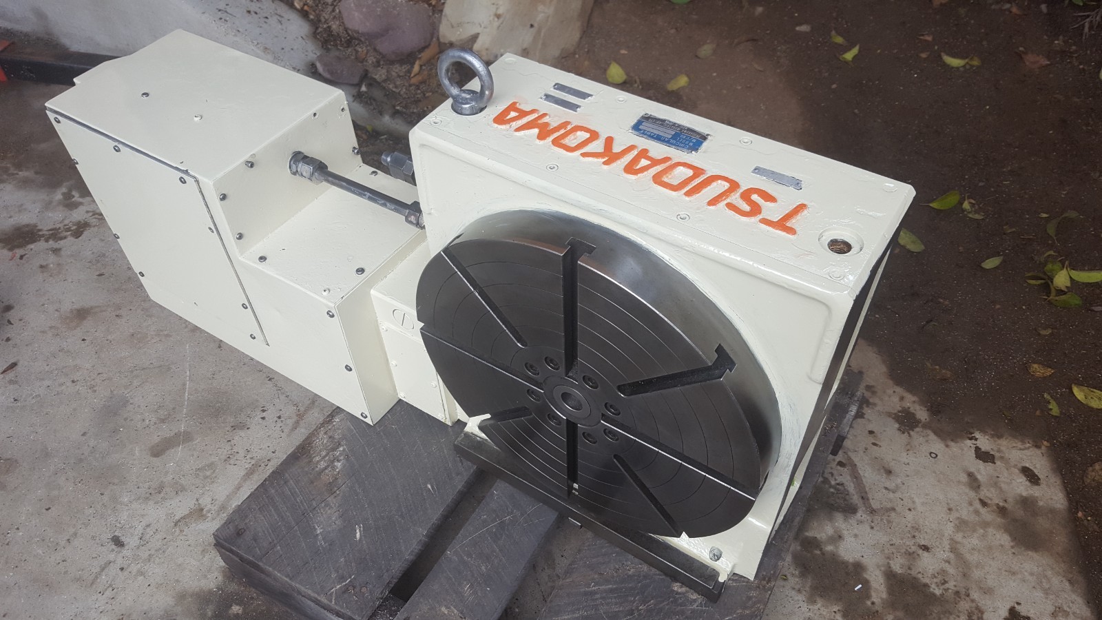 Tsudakoma 16" CNC Rotary Table 4-Axis Model RNC-400L NEW Motor & old Motor 1990